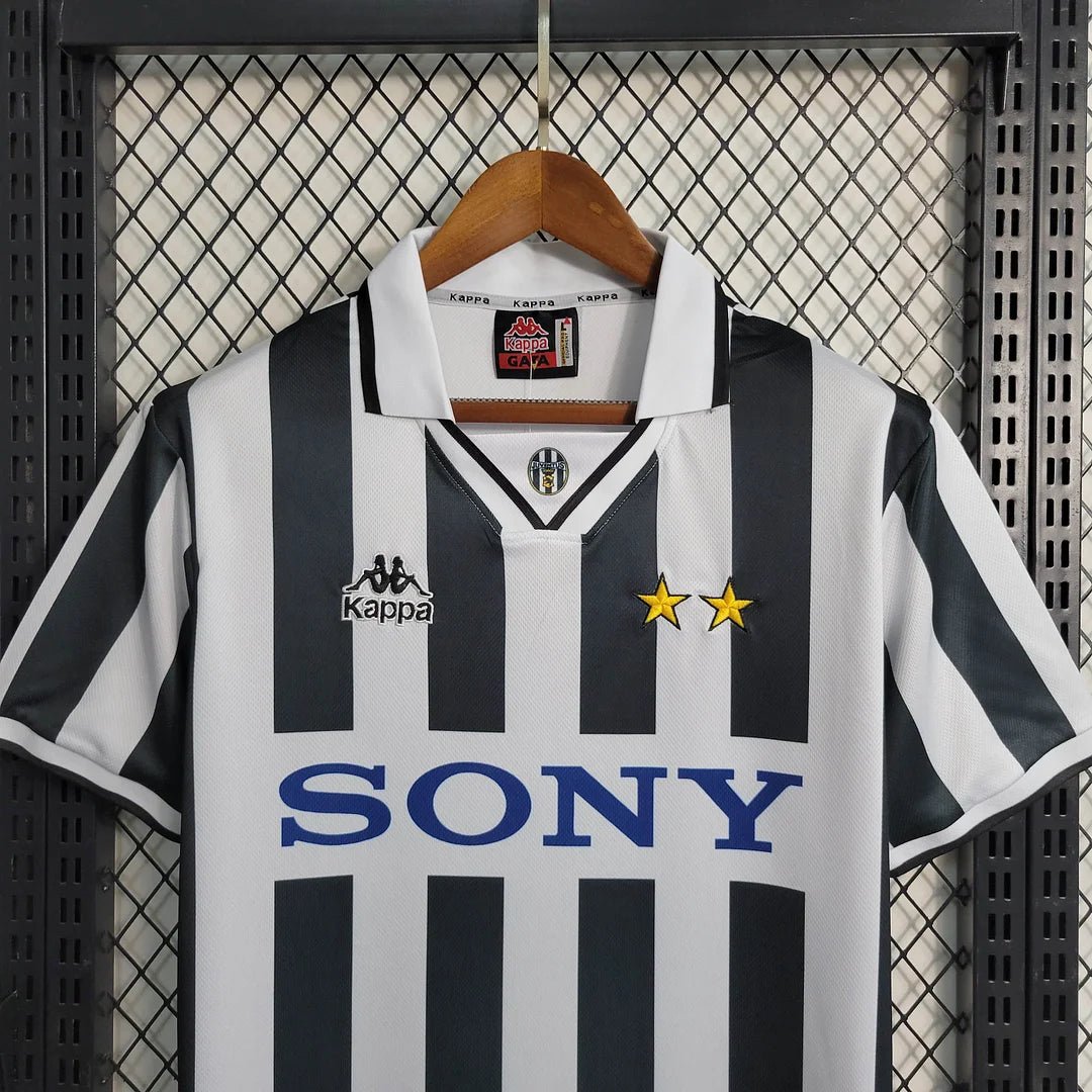 Juventus 95/96 Home Shirt