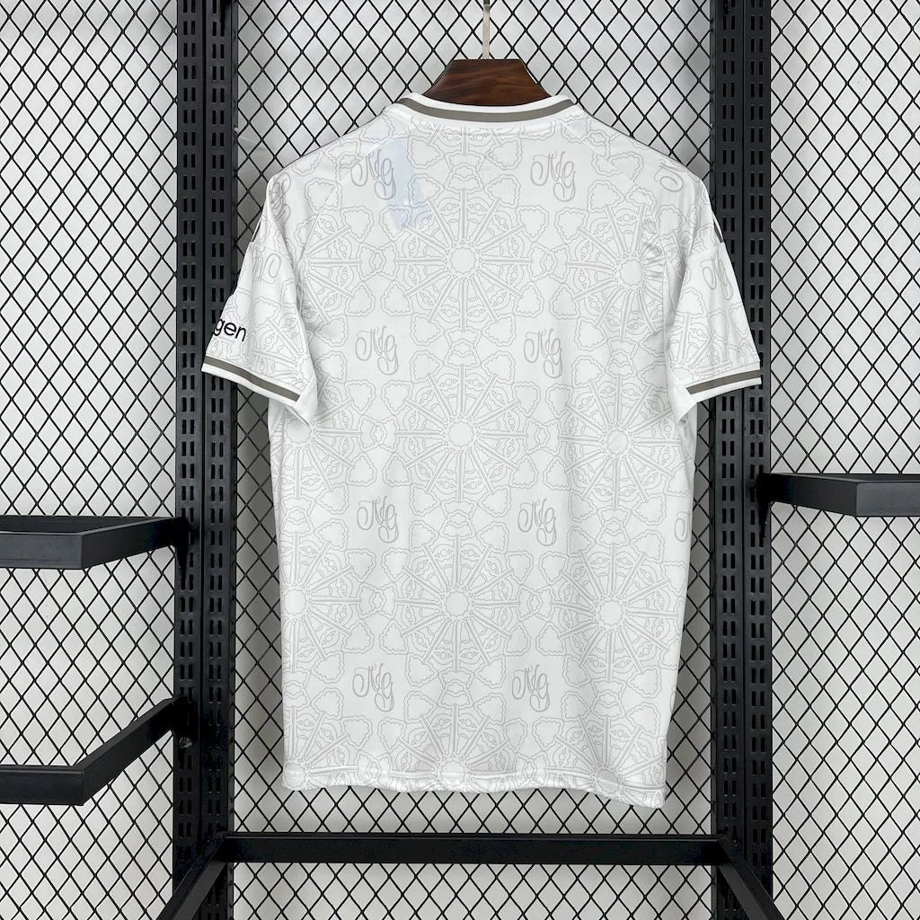 Nottingham 2025 Away Shirt