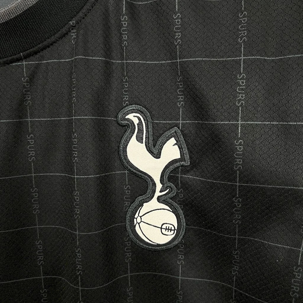 Tottenham 2025 Away Shirt