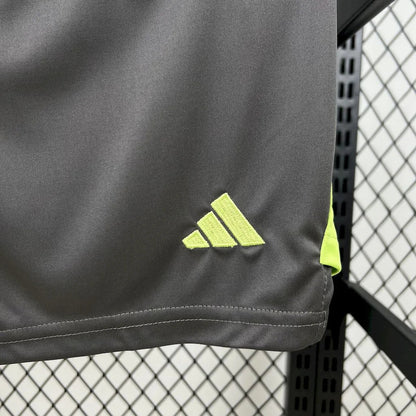 Bayern Munchen 2025 Goalkeeper Jersey
