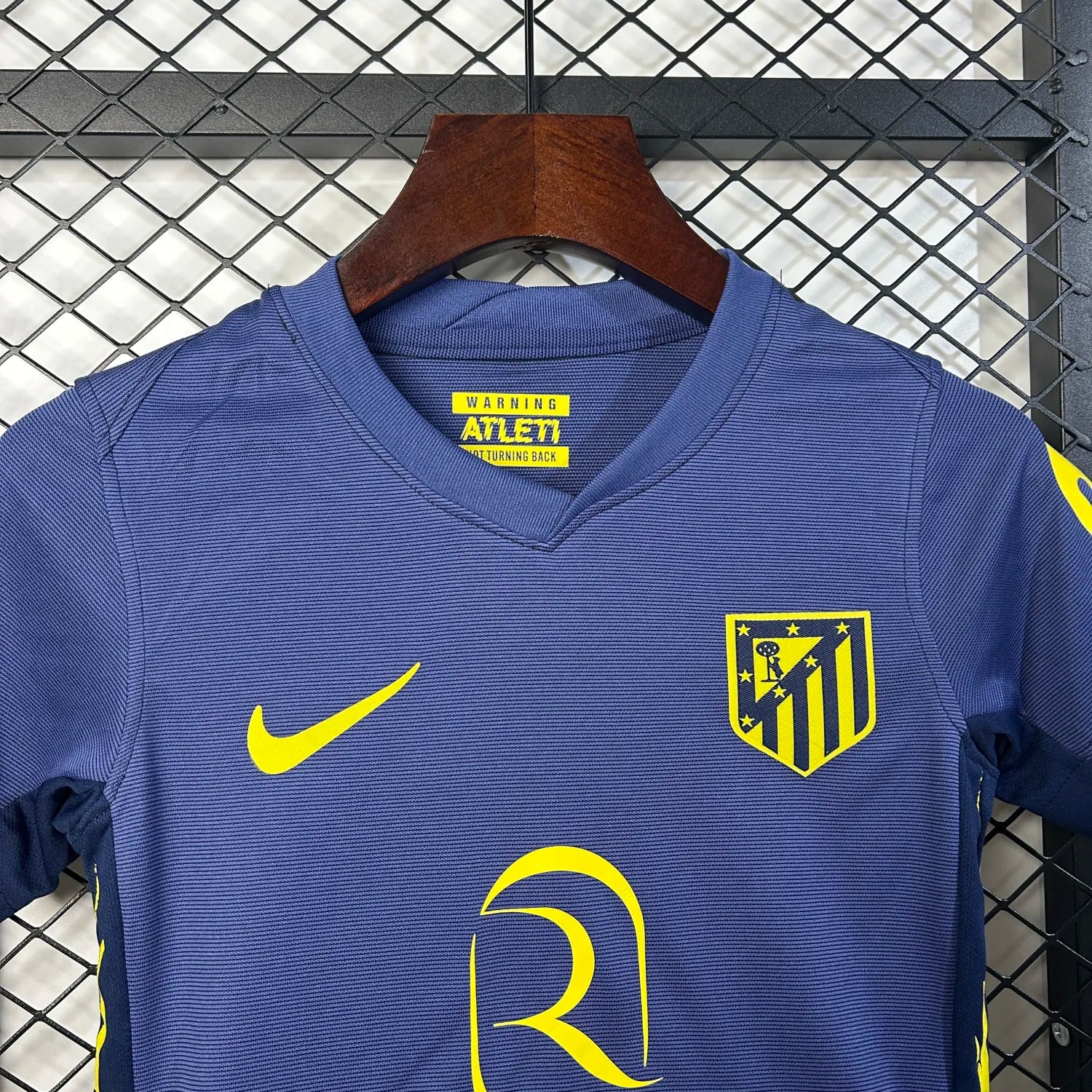 Atletico Madrid 2025 Away Jersey