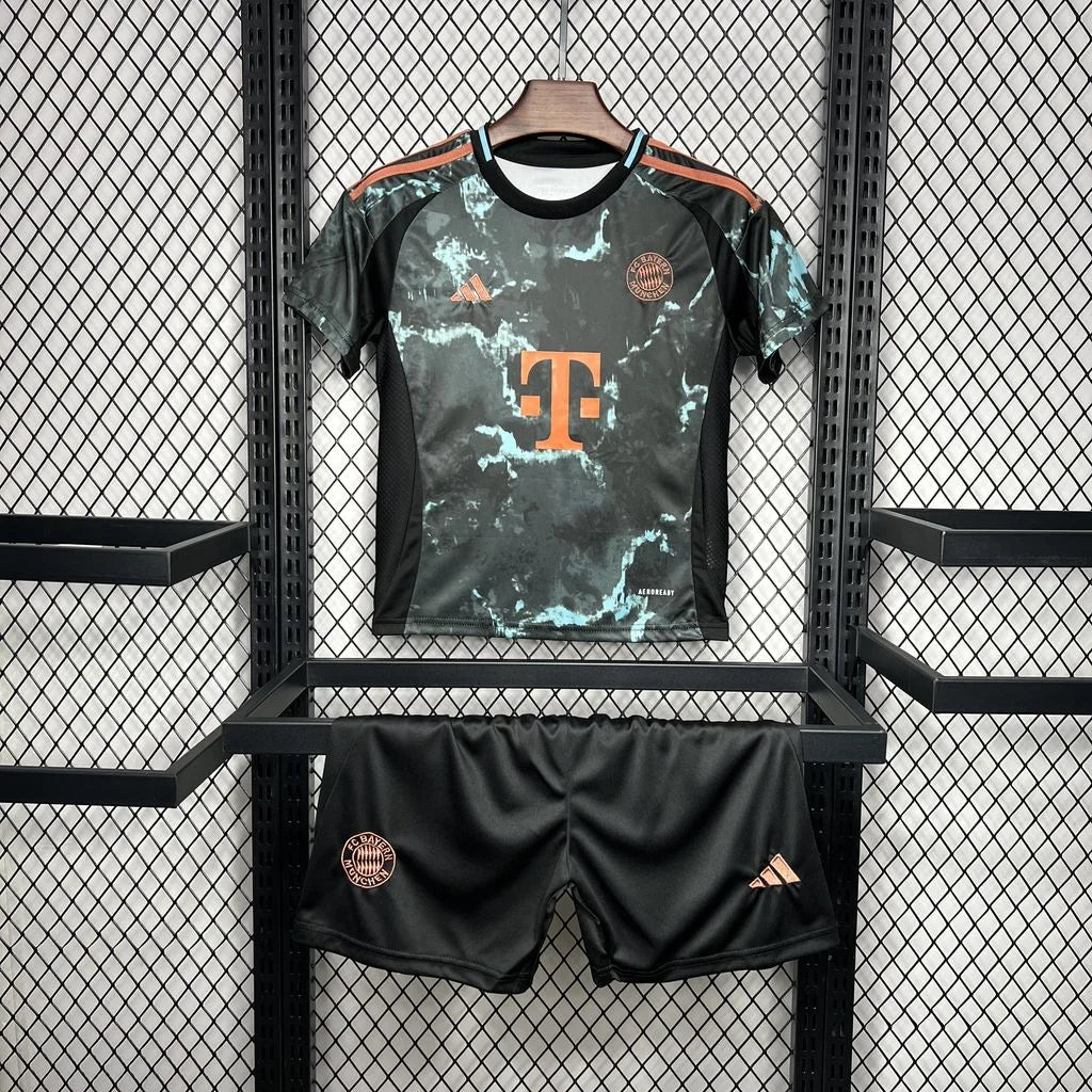 Bayern 2024 Away jersey
