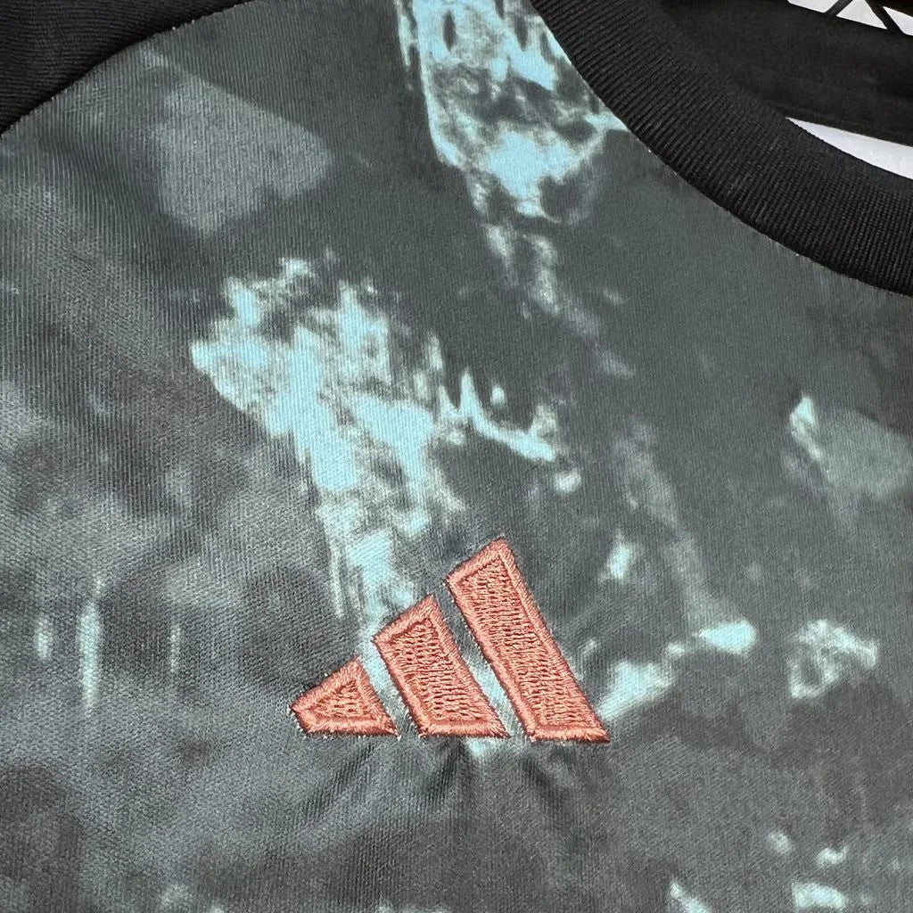 Bayern 2024 Away jersey
