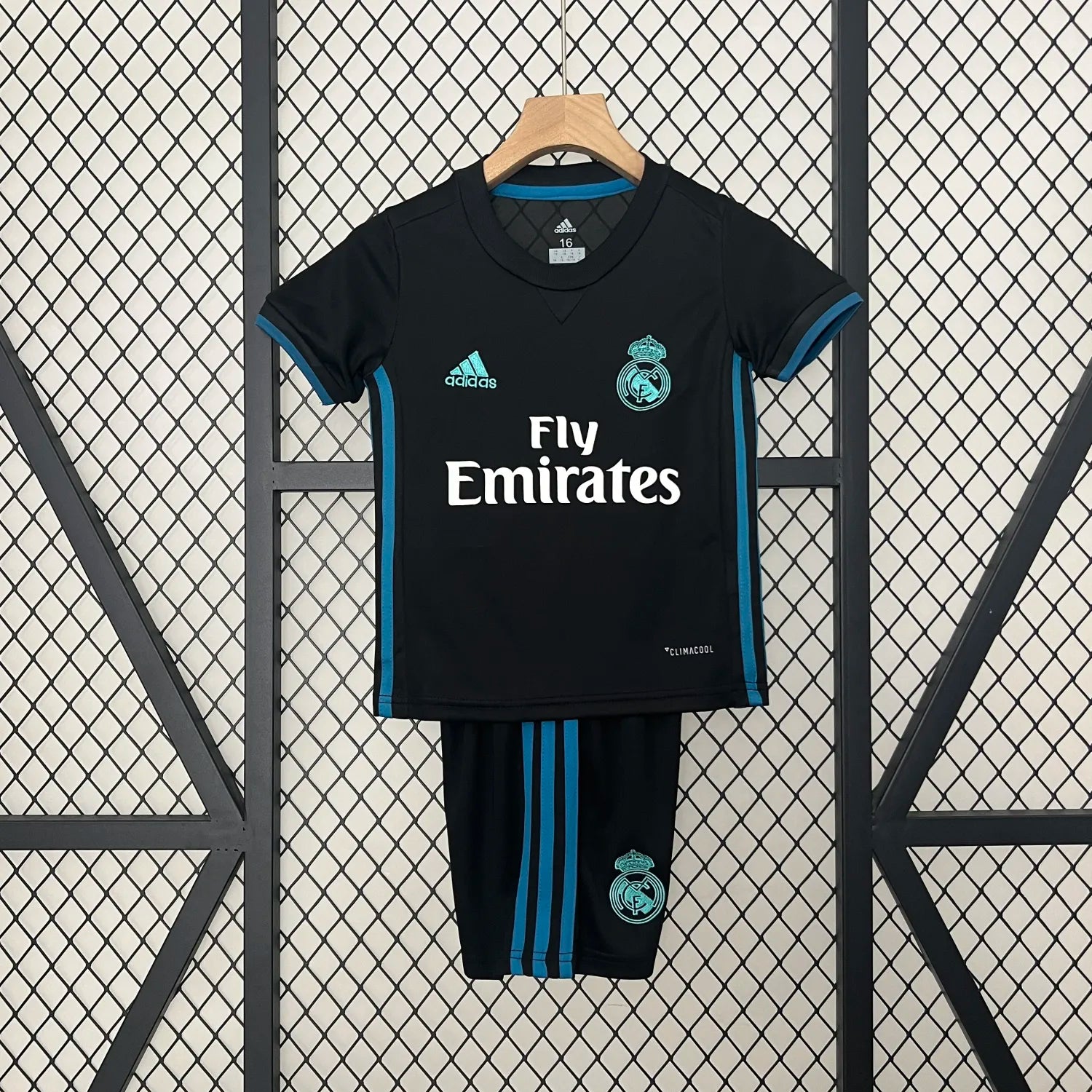 Real Madrid 2017 Away jersey