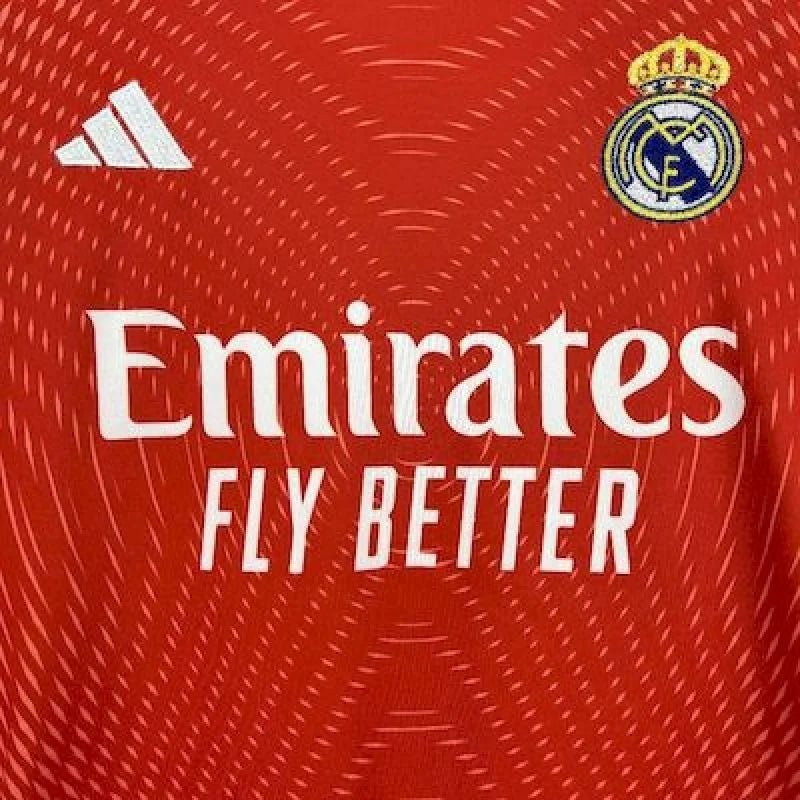 Real Madrid 2025 Goalkeeper Coral Red Jersey