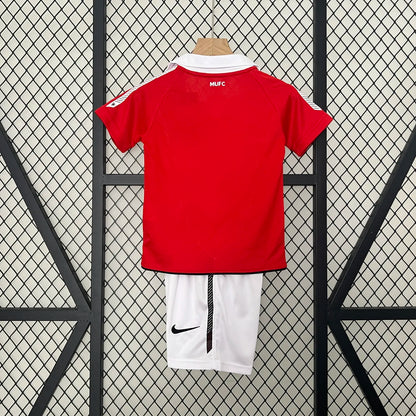 Manchester United 2010 Home jersey