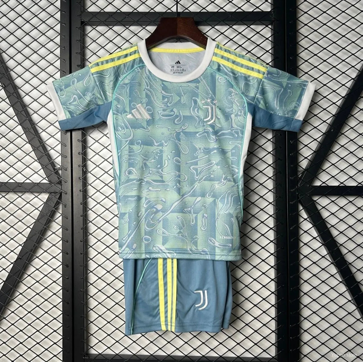 Juventus 2025 Away Jersey