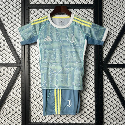 Juventus 2025 Away Jersey