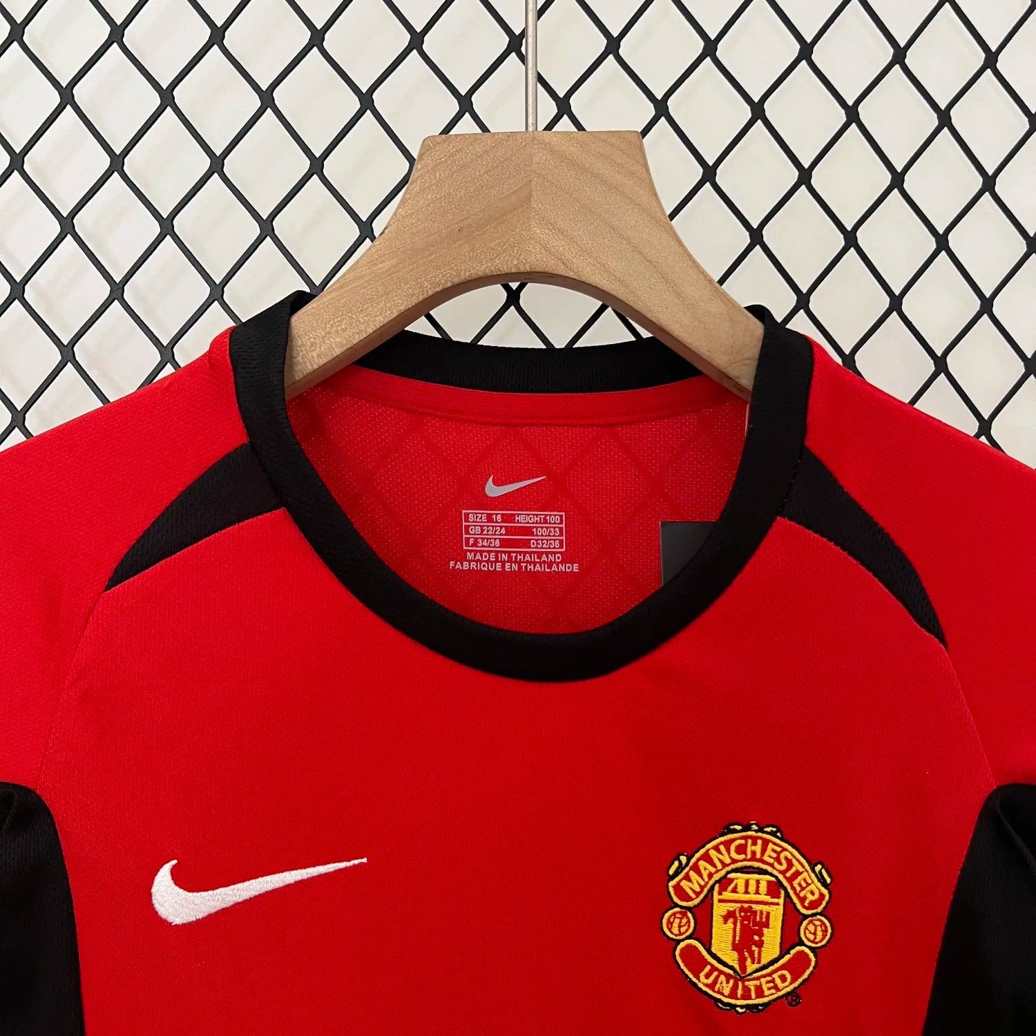 Manchester United 2005 Home jersey
