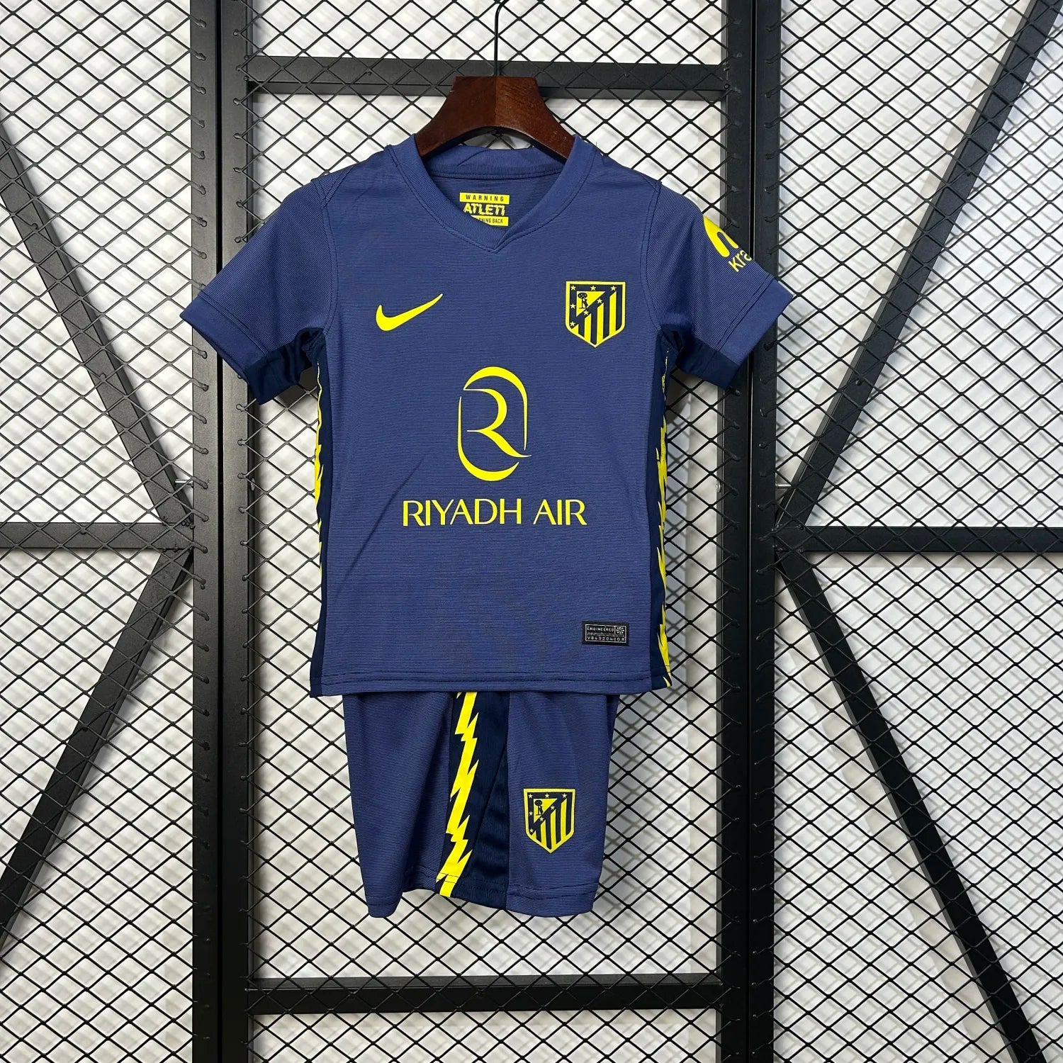 Atletico Madrid 2025 Away Jersey