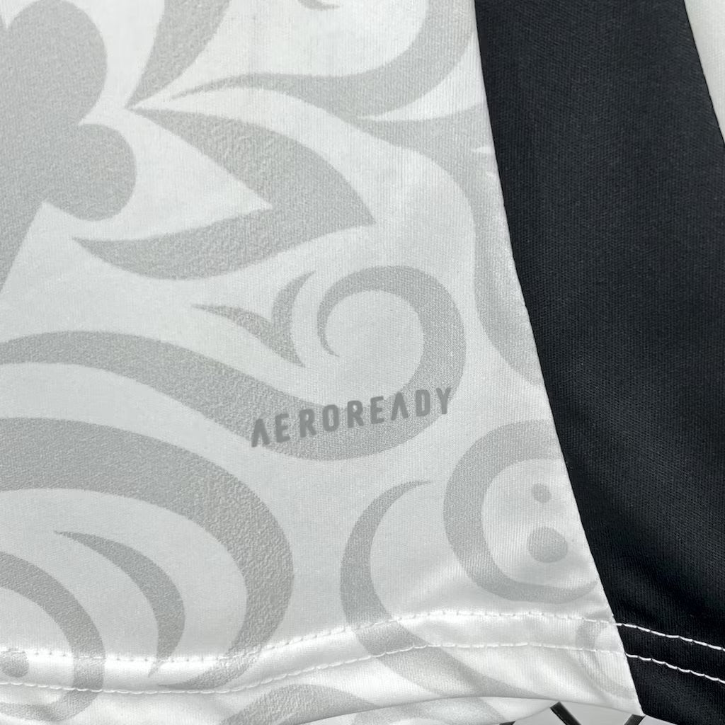 Benfica 2025 Away Shirt