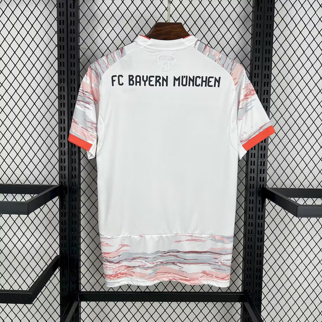 Bayern Munich 2025 Away Shirt