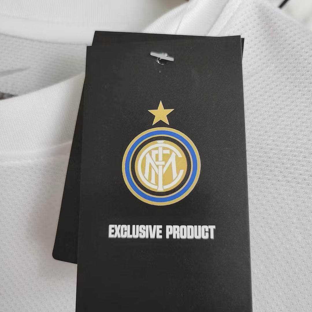 Inter Milan 2010 Away Shirt
