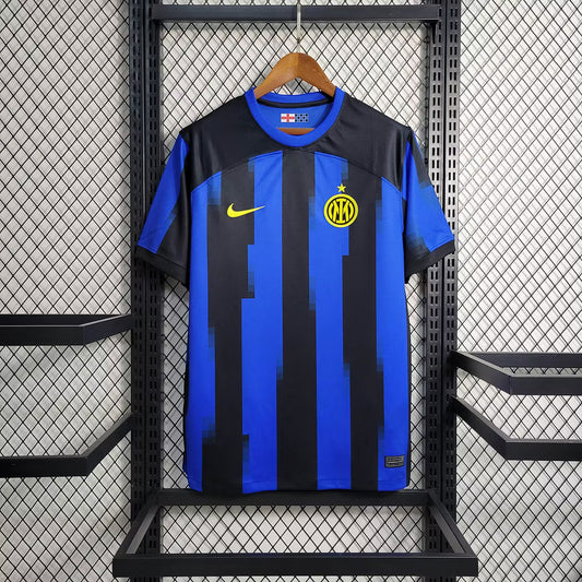 Maillot domicile de l’Inter Milan 2023