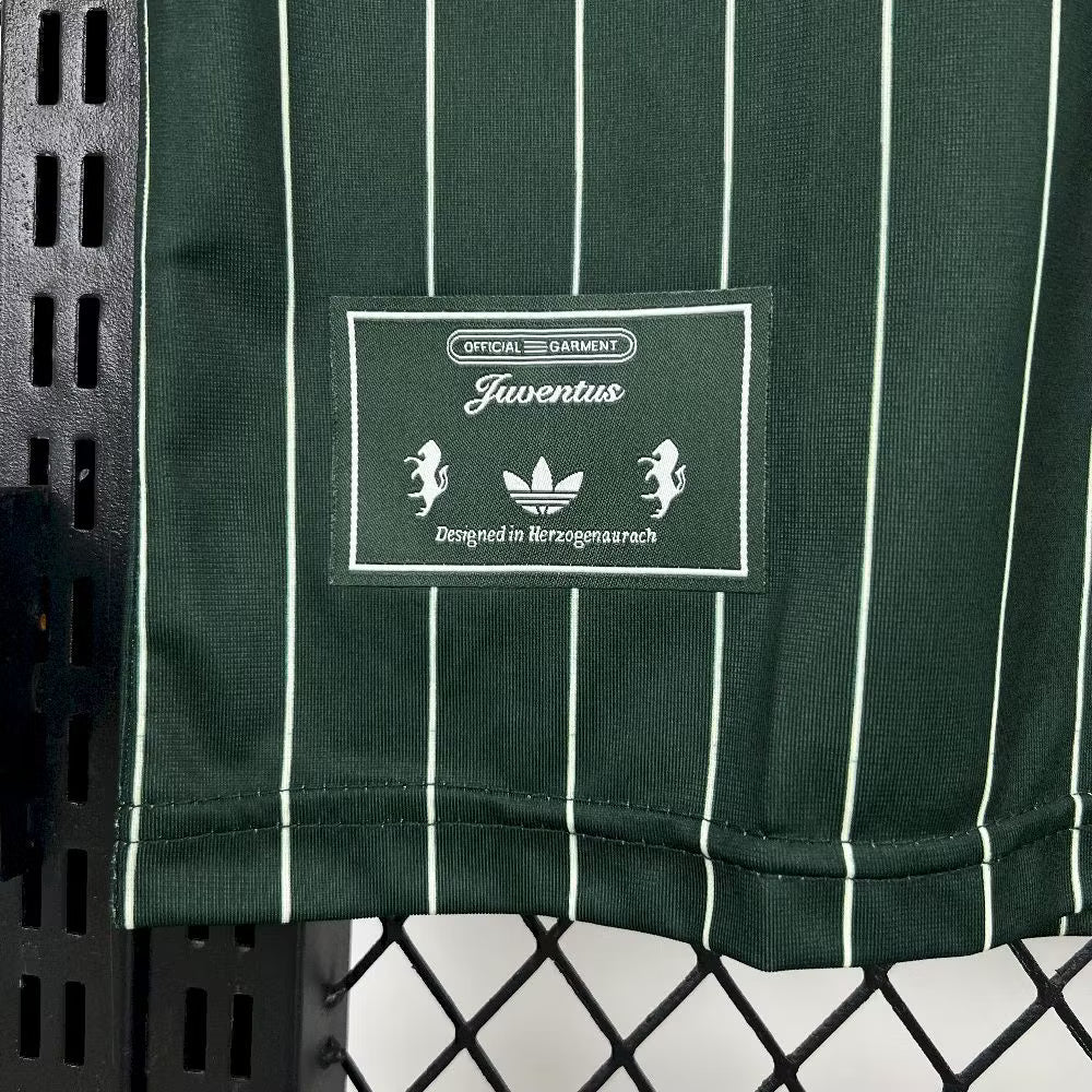 Juventus 2025 Home Shirt