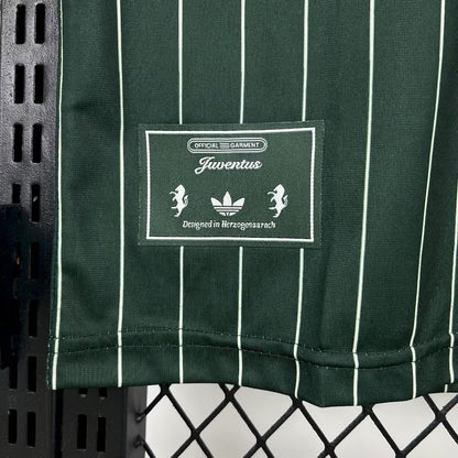 Juventus 2025 Home Shirt