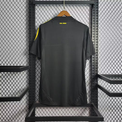Real Madrid 2011 Goalkeeper Shirt