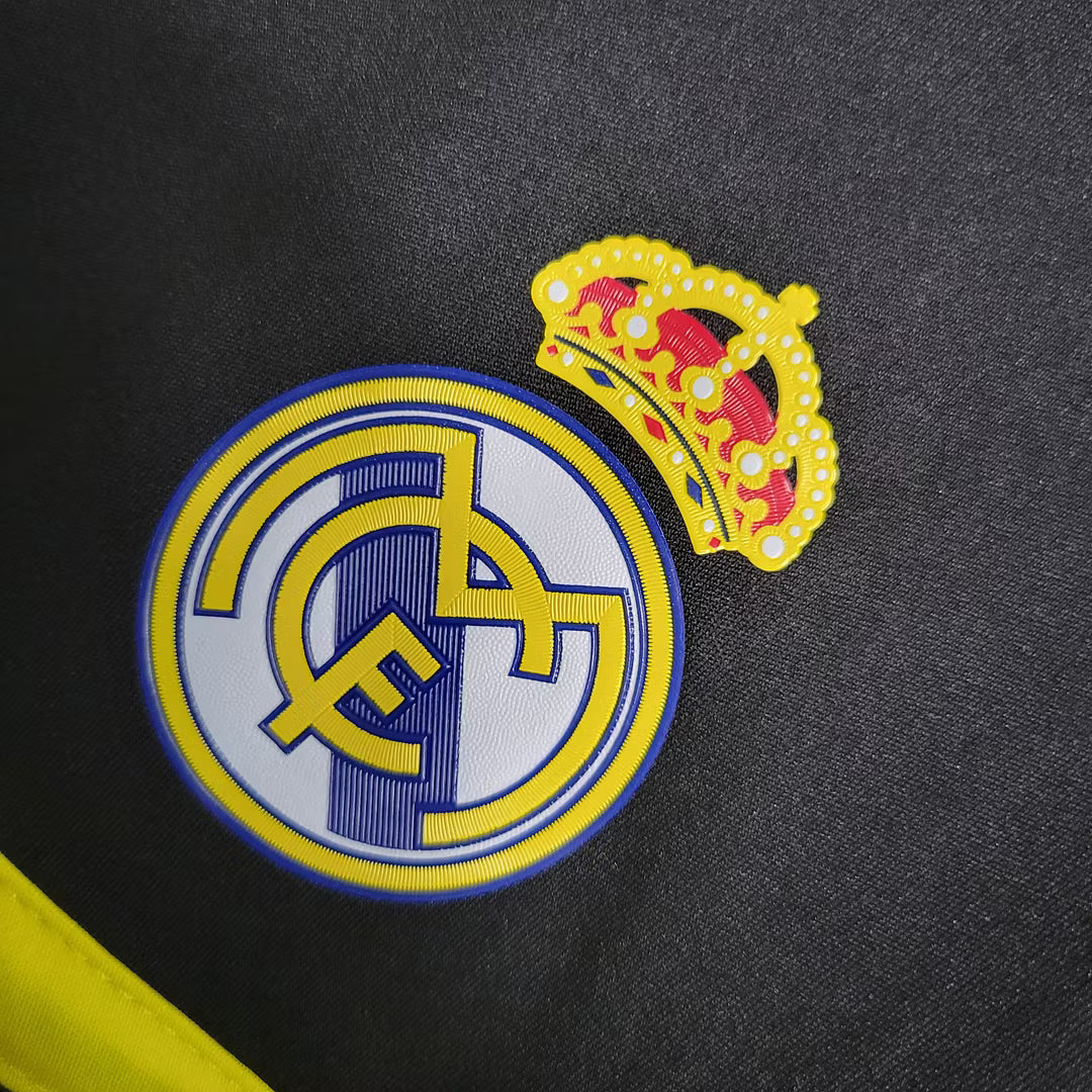 Real Madrid 2011 Goalkeeper Shirt