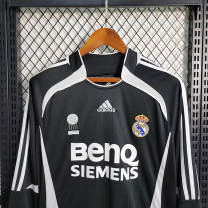 Real Madrid 2006 L/S Away Shirt