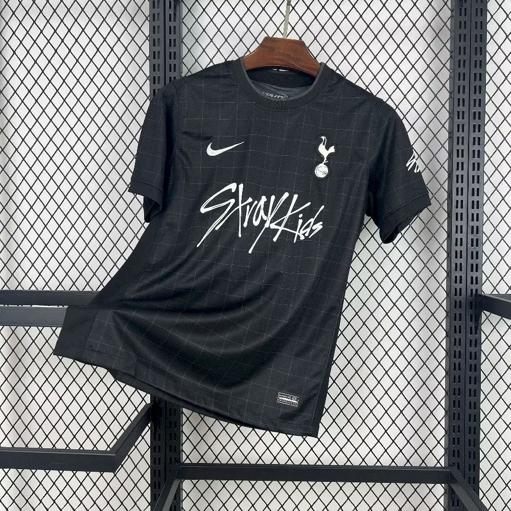 Tottenham 2025 x Stray Kids Limited Edition Away