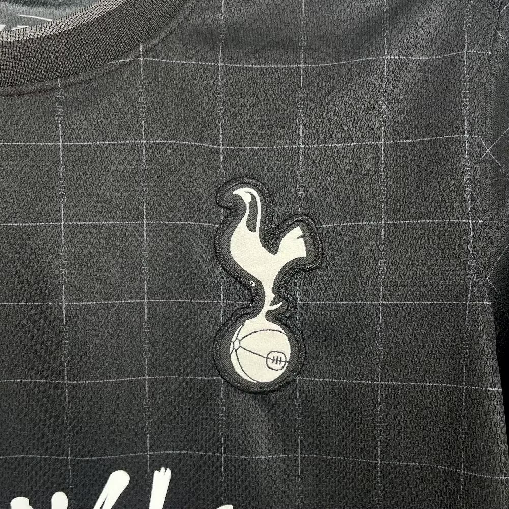 Tottenham 2025 x Stray Kids Limited Edition Away