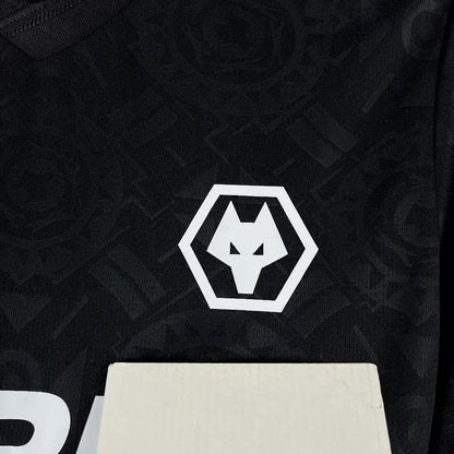 Wolverhampton 2025 Goalkeeper Shirt