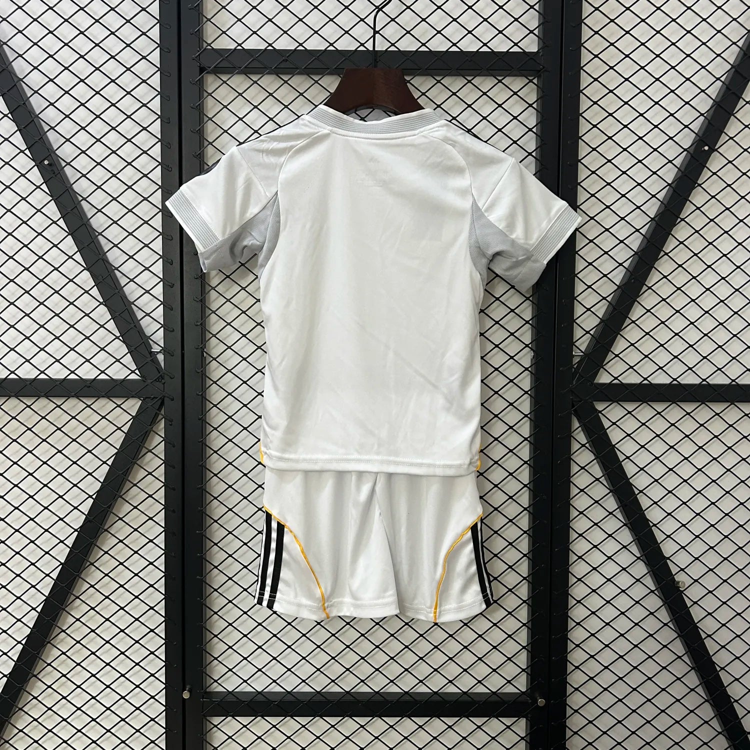 Real Madrid 2025 Home Jersey