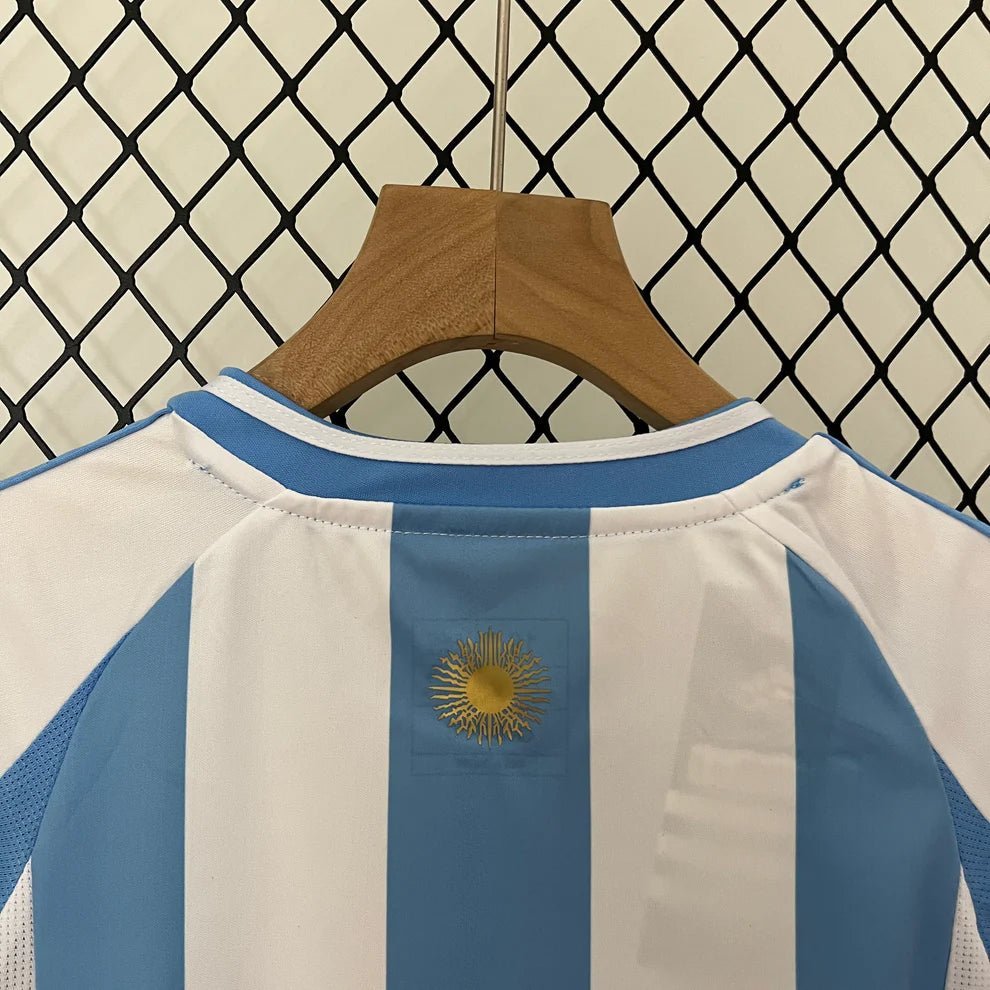 Real Madrid 2023 authentisches orangefarbenes viertes Trikot