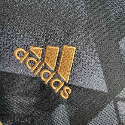 Arsenal 2022 Away Shirt