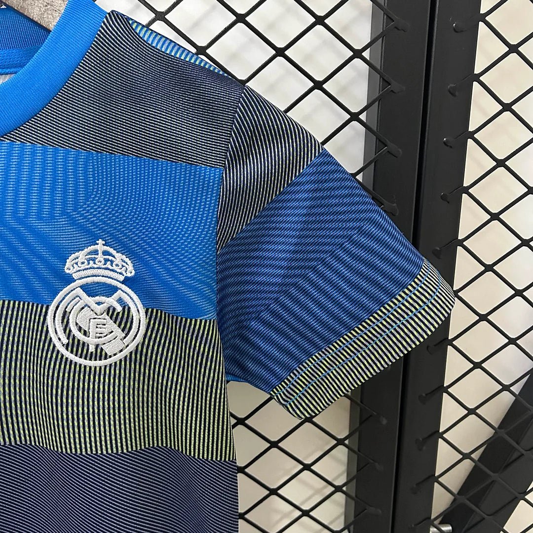 Real Madrid 2025 Training Jersey