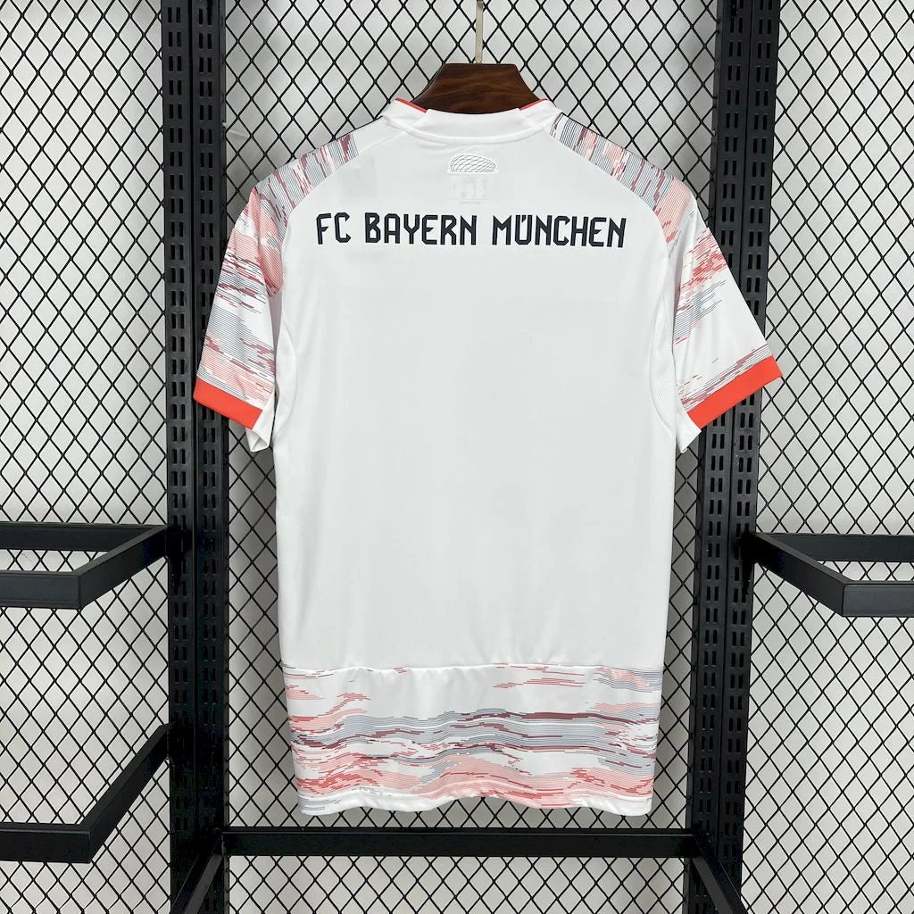 Bayern Munich 2025 Away Shirt