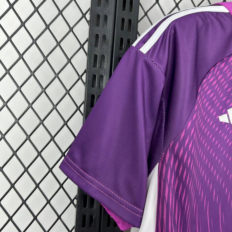 Bayern Munich 2025 Goal Keeper Purple Shirt