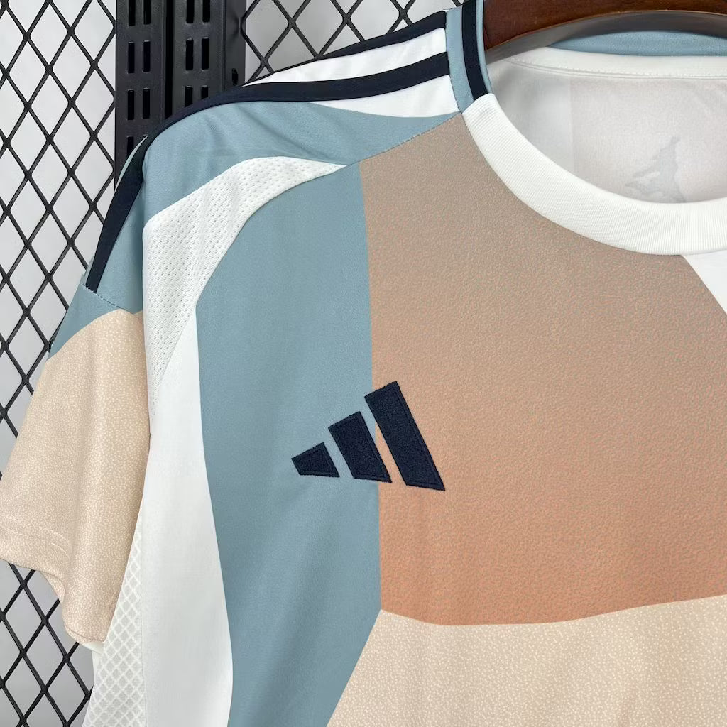 Spain 2025 Away Shirt