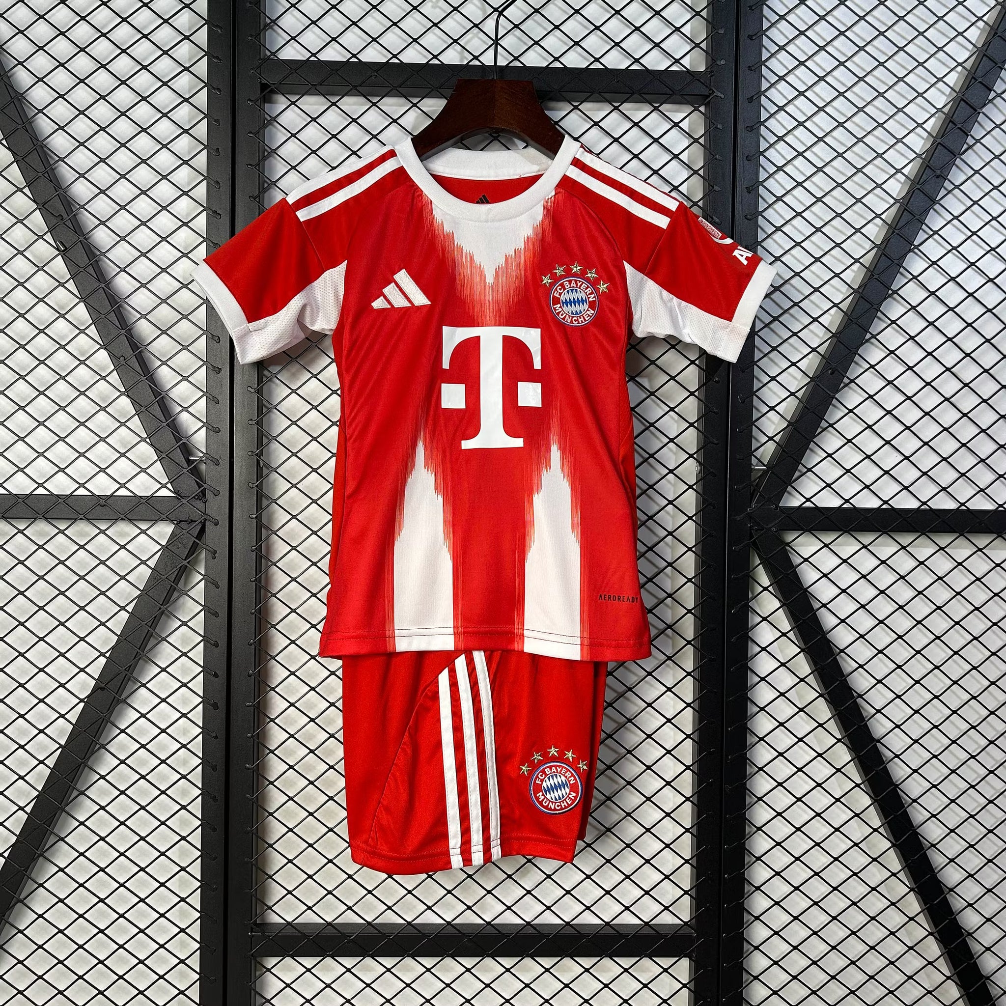 Bayern Munich 2025 Home Jersey