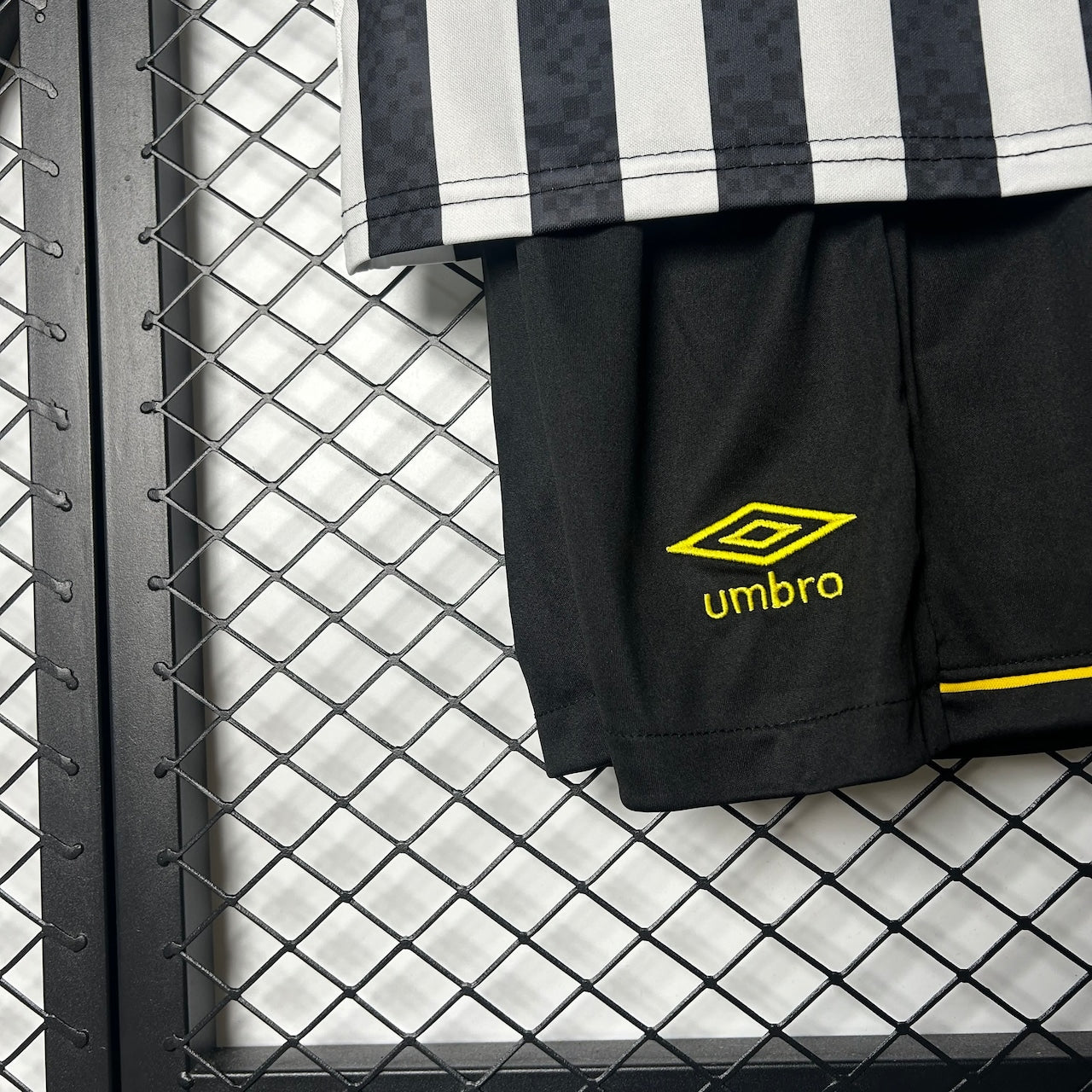 Santos 2025 Away Jersey