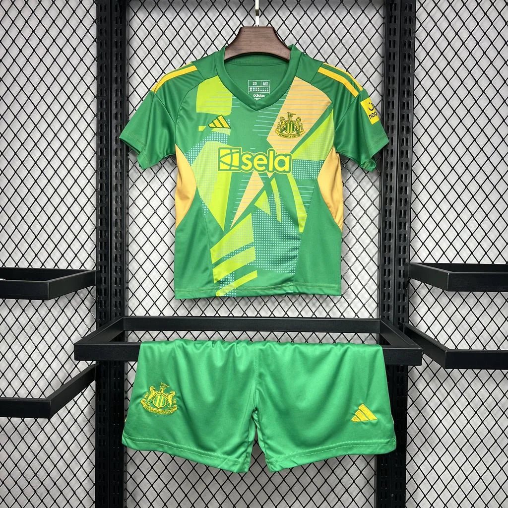 Newcastle 2024 Home GK Jersey