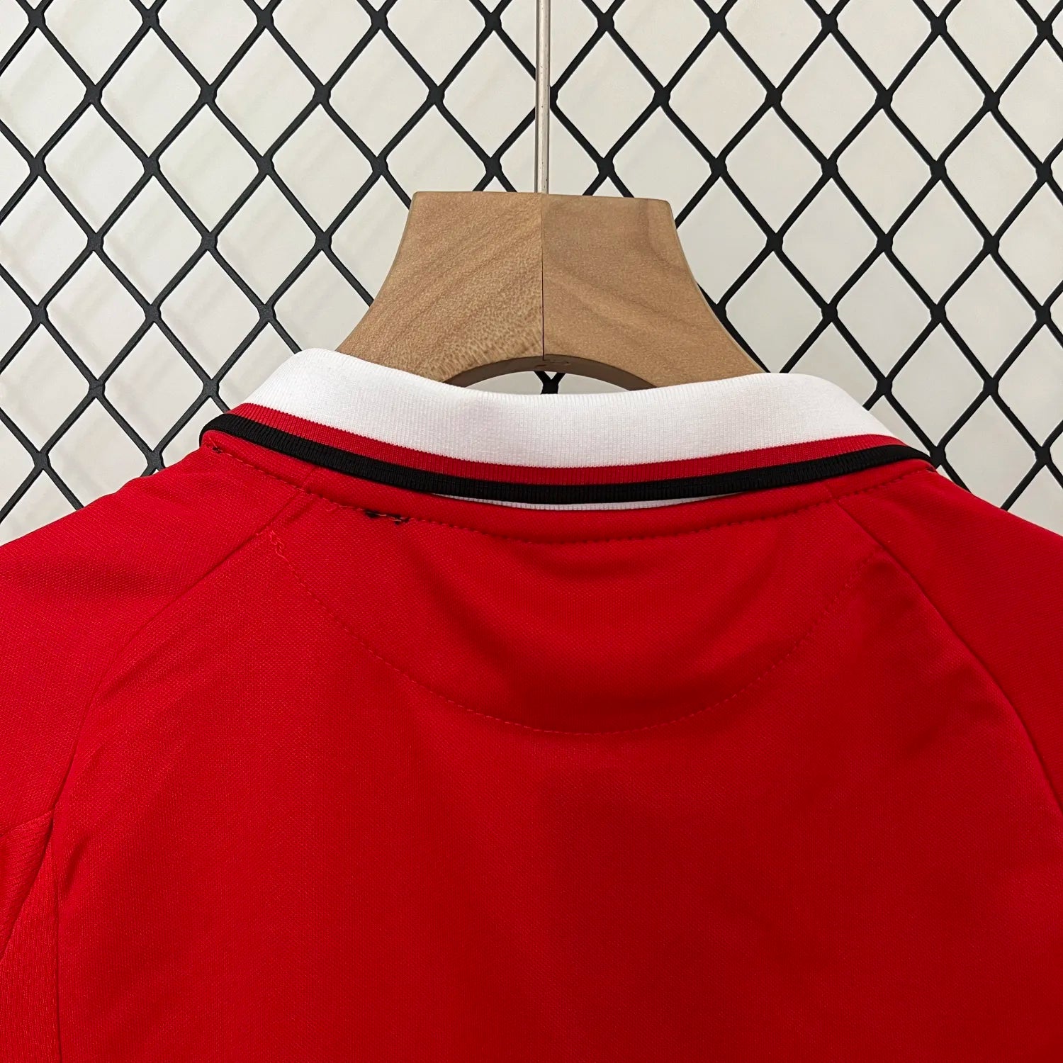 Manchester United 1999 Home jersey