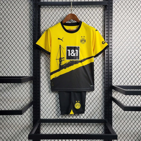 Maglia autentica arancione da quarta divisa del Real Madrid 2023