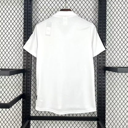 Real Madrid 2001 hjemmetrøye