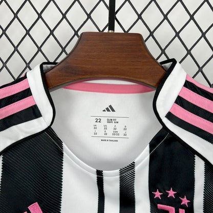 Juventus 2025 Home Jersey