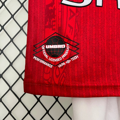 Manchester United 1996 Home jersey