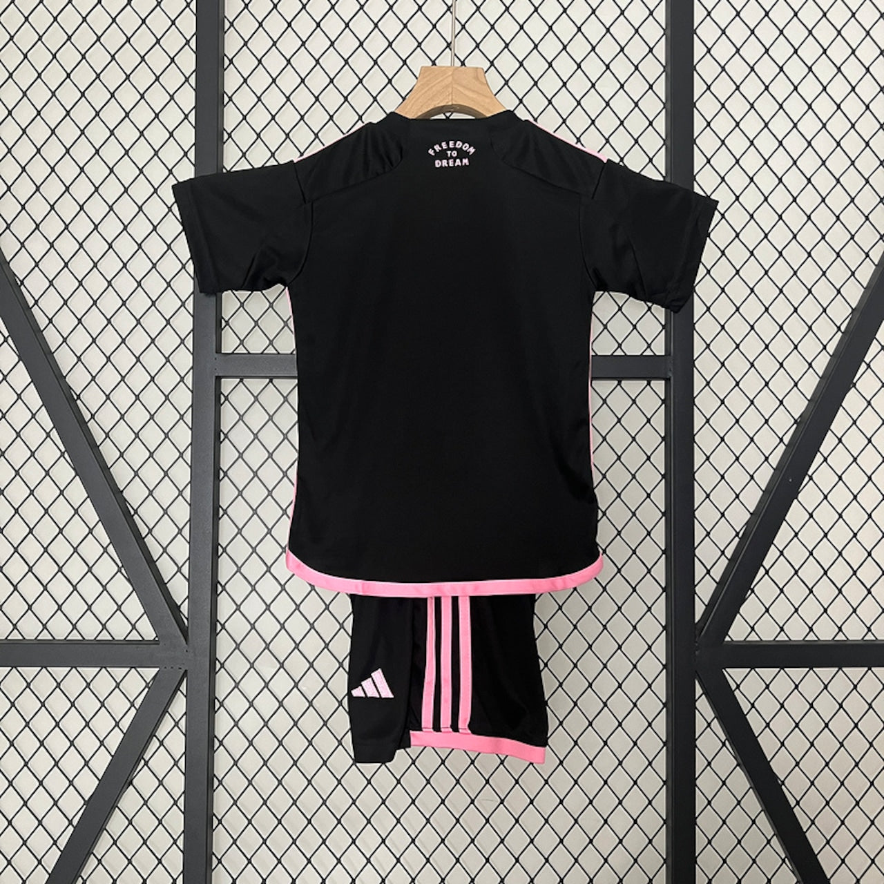 Inter Miami 2024 away jersey