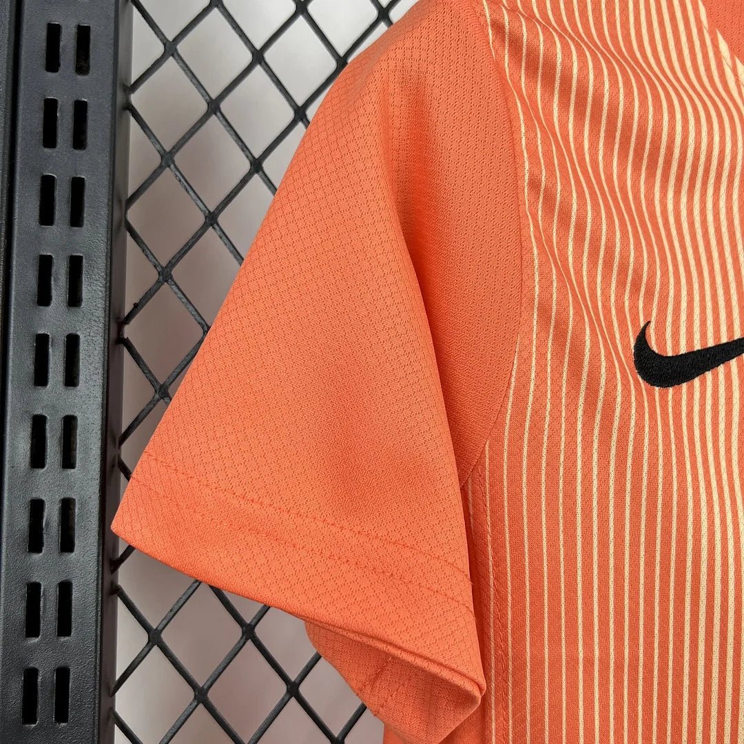 Barcelona 2025 Orange Goalkeeper Jersey