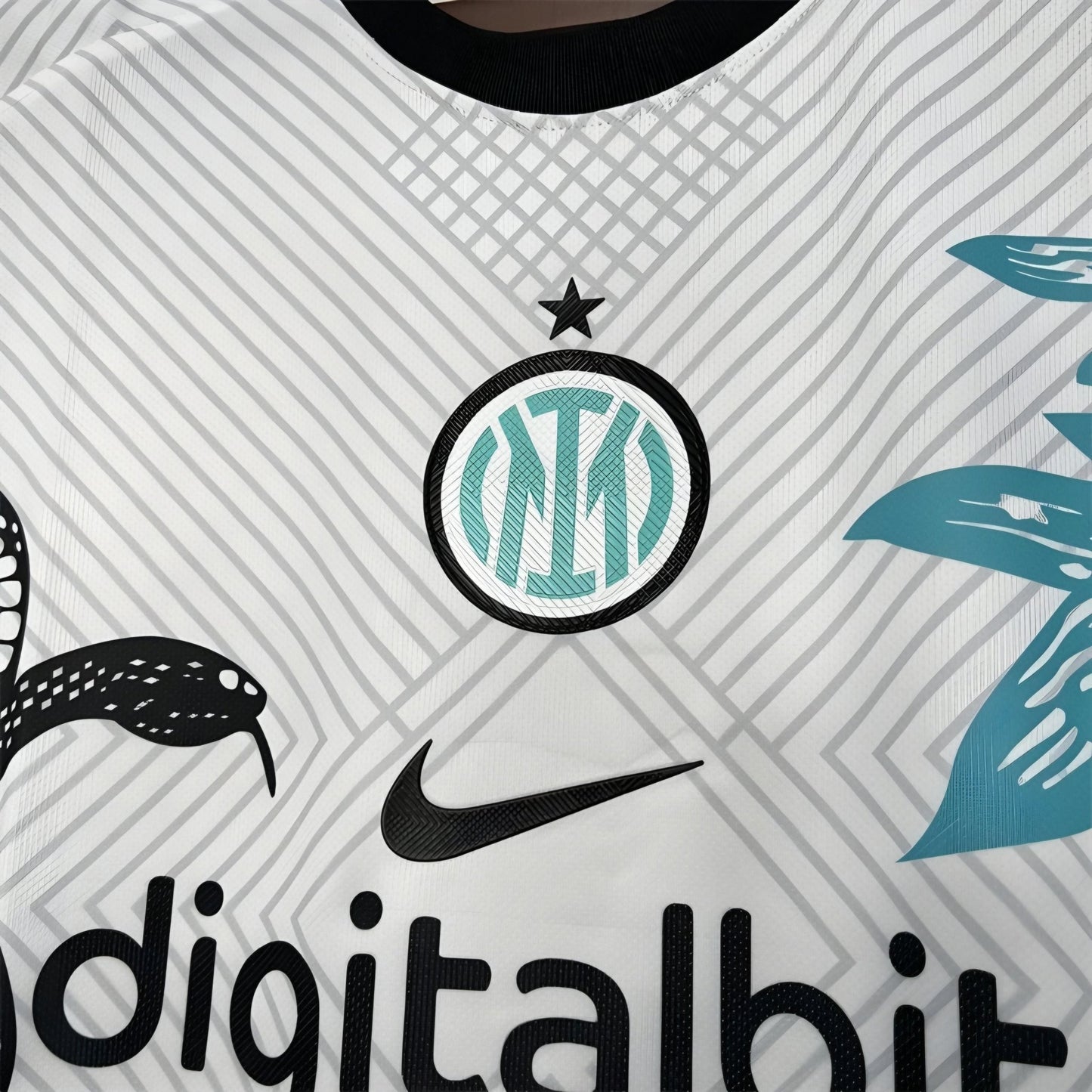 Inter 24/25 Snake Shirt
