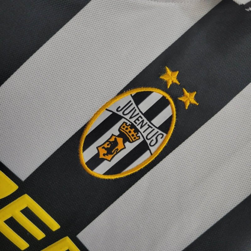 Juventus 01/02 Home Shirt