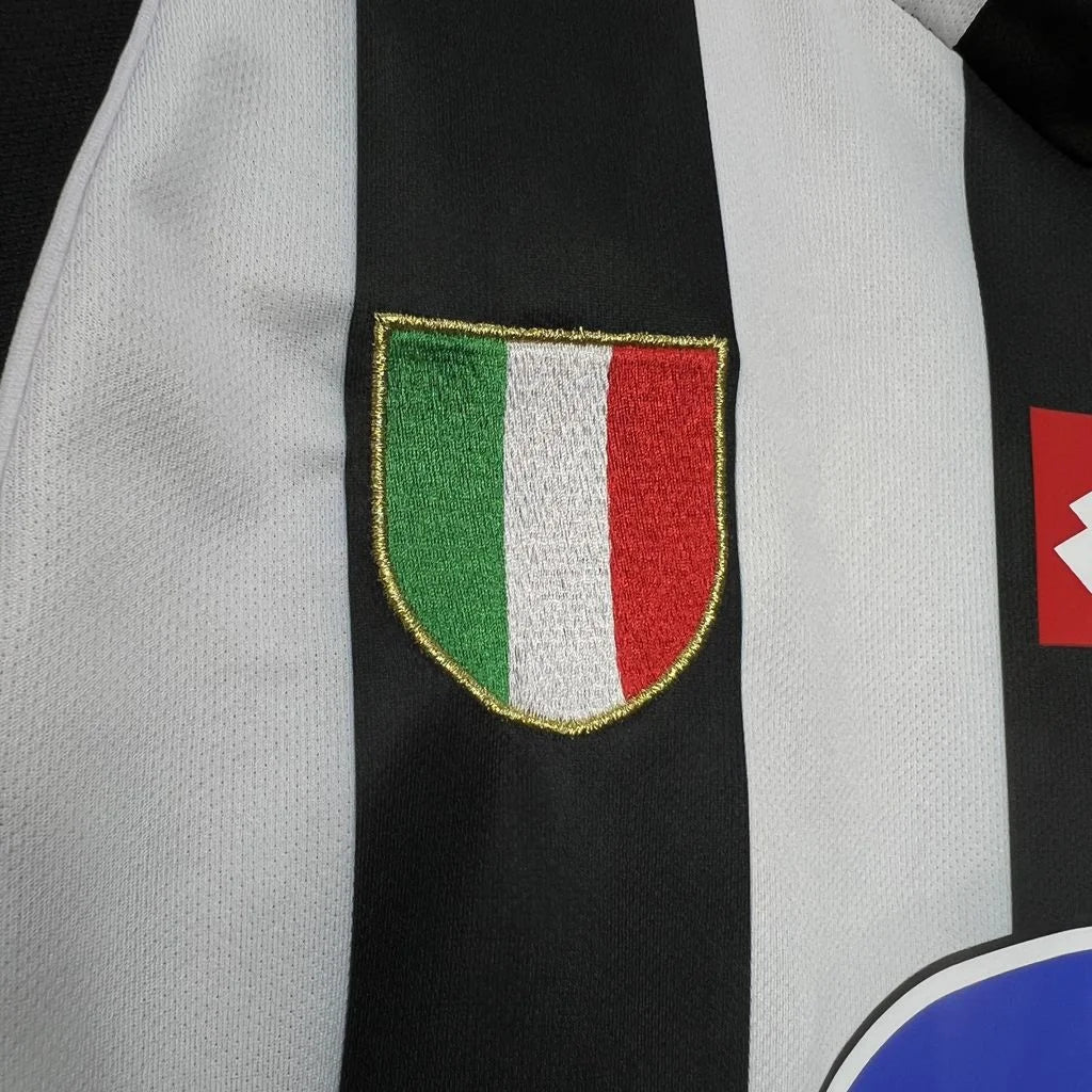 Juventus 02/03 Home Shirt