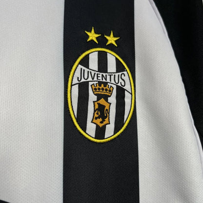 Juventus 02/03 Home Shirt