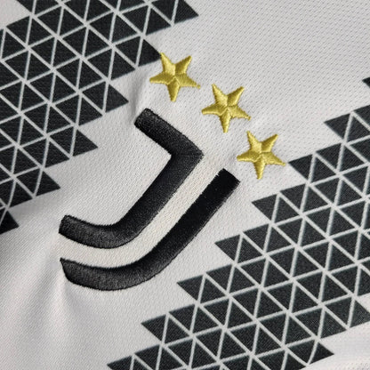 Juventus 22/23 Home Shirt
