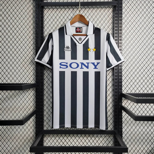 Juventus 95/96 Home Shirt