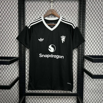 Manchester United 2024 Goal Keeper Shirt